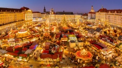 Beleuchtung auf dem Weihnachtsmarkt in Dresden