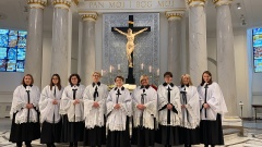 Gruppenbild der neuen ordinierten Pfarrerinnen