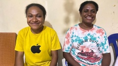 Krankenschwester Elisabeth (re.) und Krankenschwester Wendy in Westpapua 