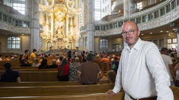 Landesbischof Burkart Pilz in der Frauenkirche in Dresden (Foto vom 15.08.2022).