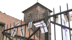 Turm der evangelischen Kirche in Herxheim am Berg