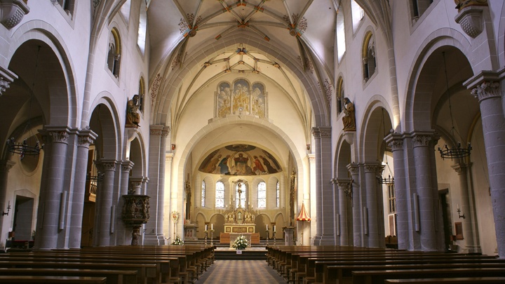 Basilika St Kastor: Schiff nach Osten