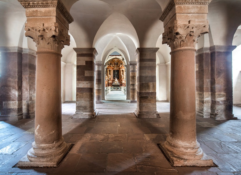 Innenansicht der r Basilika St. Stephanus und St. Vitus der Benediktinerabtei Corvey