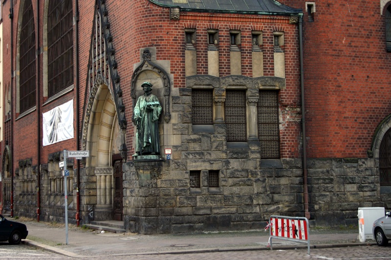 Denkmalgeschützte Zwingli-Kirche im Berliner Stadtteil Friedrichshain.