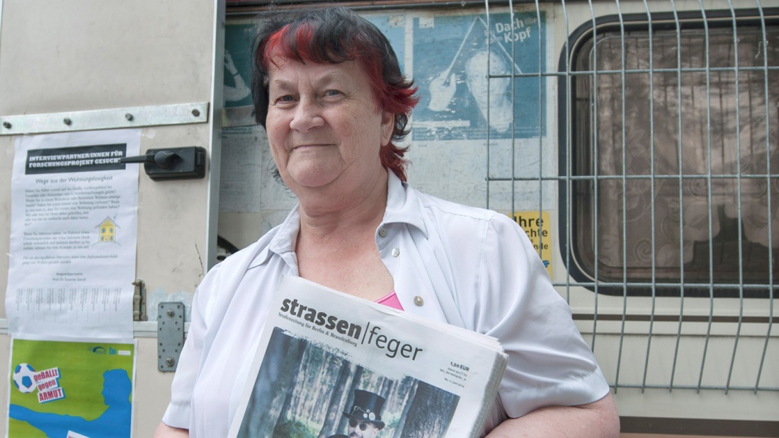 Obdachlosenzeitung "strassenfeger" wurde seit mehr als 24 Jahren von Obdachlosen und armen Menschen verkauft. In Berlin gibt es außerdem das Obdachlosenmagazin "motz". 