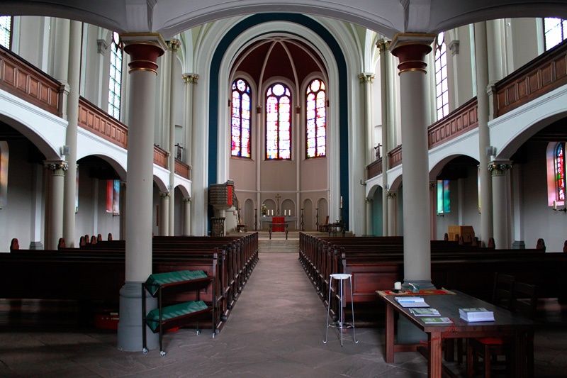 Blick in die Zwölf-Apostel-Kirche