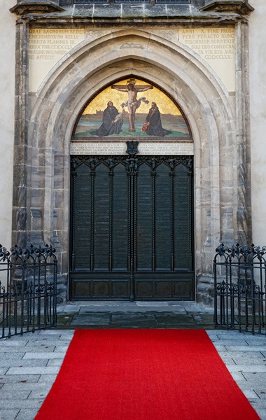 "Thesentür" der Schlosskirche