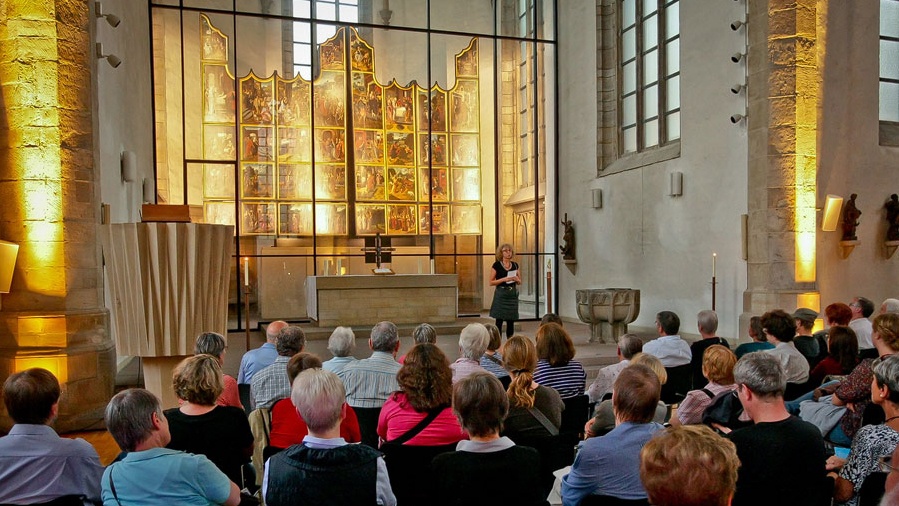 Das Altarretabel - das "Goldene Wunder" in St. Petri ist eines der größten und kostbarsten überkommenen Antwerpener Retabel
