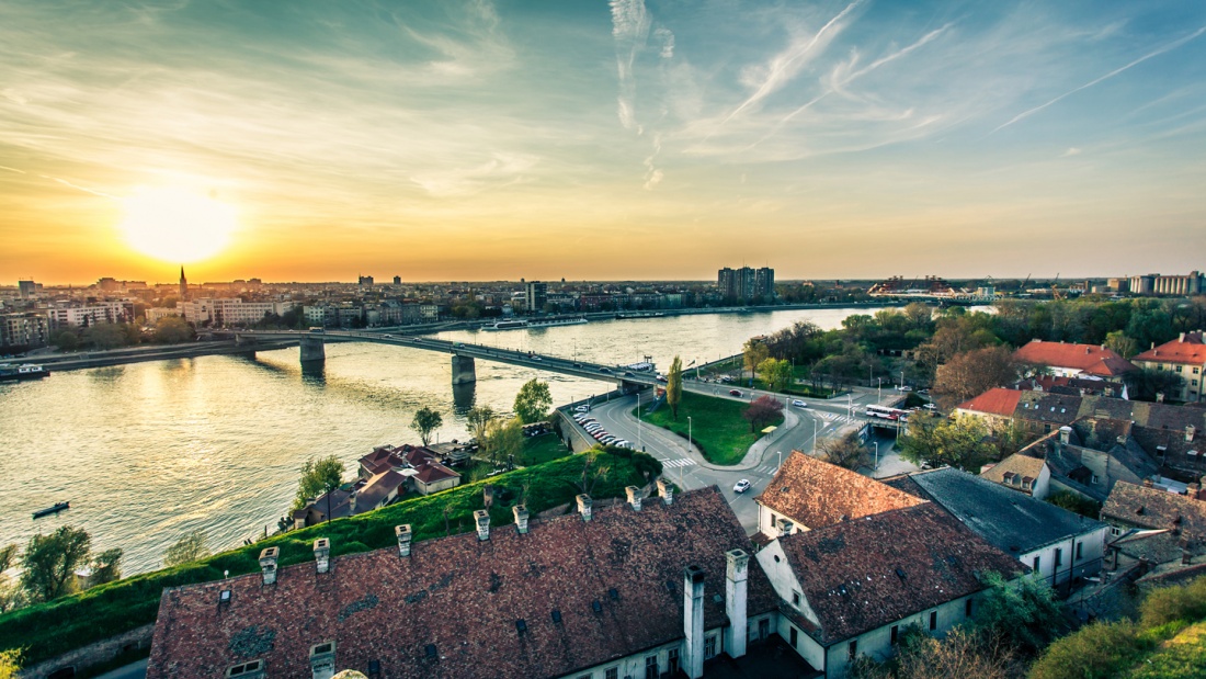 Die Stadt Novi Sad in Serbien liegt an der Donau. Hier versammelt sich ab dem 31. Mai 2018 die Konferenz Europäischer Kirchen (KEK).