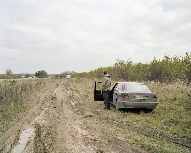 Auf einem Feldweg nach Ekaterinowka in Russland