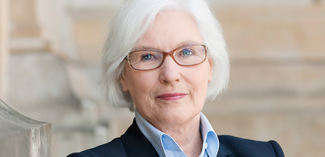 Dr. Irmgard Schwaetzer, Bundesministerin a. D., ist Präses der Synode der Evangelischen Kirche in Deutschland und Heraus­geberin des Magazins chrismon 