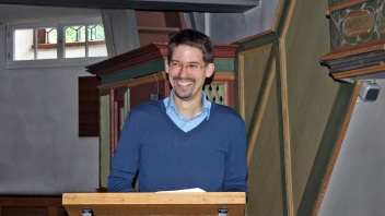 Johannes Misterek (36) wurde im Juli 2014 Pfarrer der Massenheimer Gemeinde.