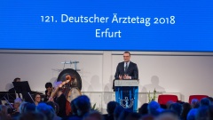 Bundesgesundheitsminister Jens Spahn (CDU) spricht auf dem 121. Deutschen Ärztetag.