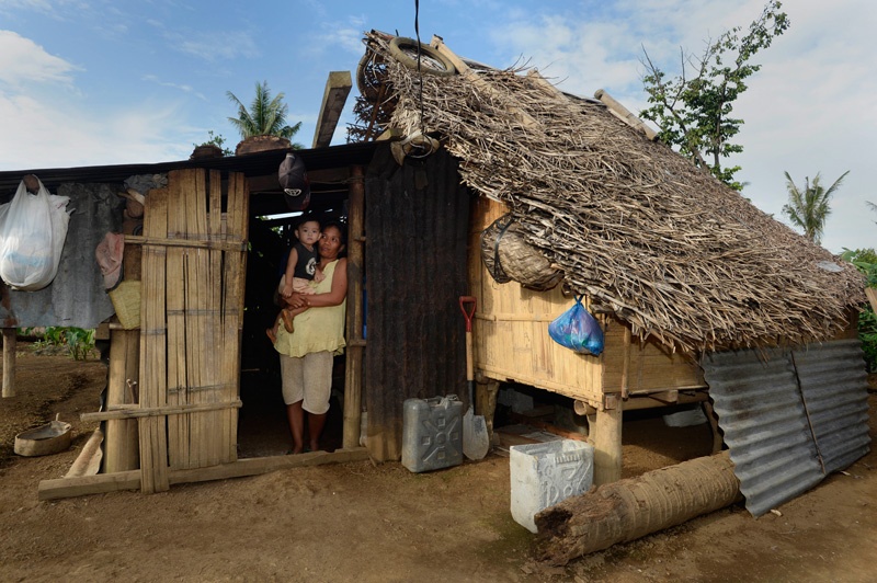 Gerade die armen Familien konnten ihre Unterkünfte nach Taifun Haiyan nur notdürftig reparieren. 