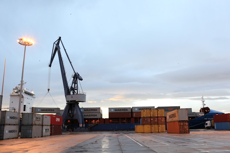 Der Nachschub für die Märkte in Marokko kommt direkt aus am Hafen von Melilla.