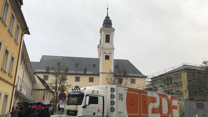 Die evangelische St. Stephan Kirche in Würzburg. Ort des Eröffnungsgottesdienstes der 5. Sitzung der 12. EKD-Synode im Jahr 2018.