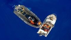 Die Männer befanden sich in einem kleinen Fiberglas-Boot etwa 45 Seemeilen vor der libyschen Küste.