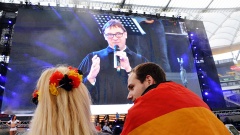 Kirchenpräsident Volker Jung im EM-Stadiongottesdienst in der Frankfurter Commerzbank-Arena im Vorfeld des EM-Spiels Deutschland gegen Polen.