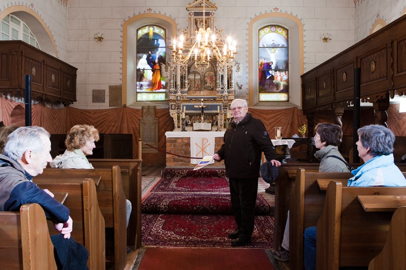 Führung in der Kirche