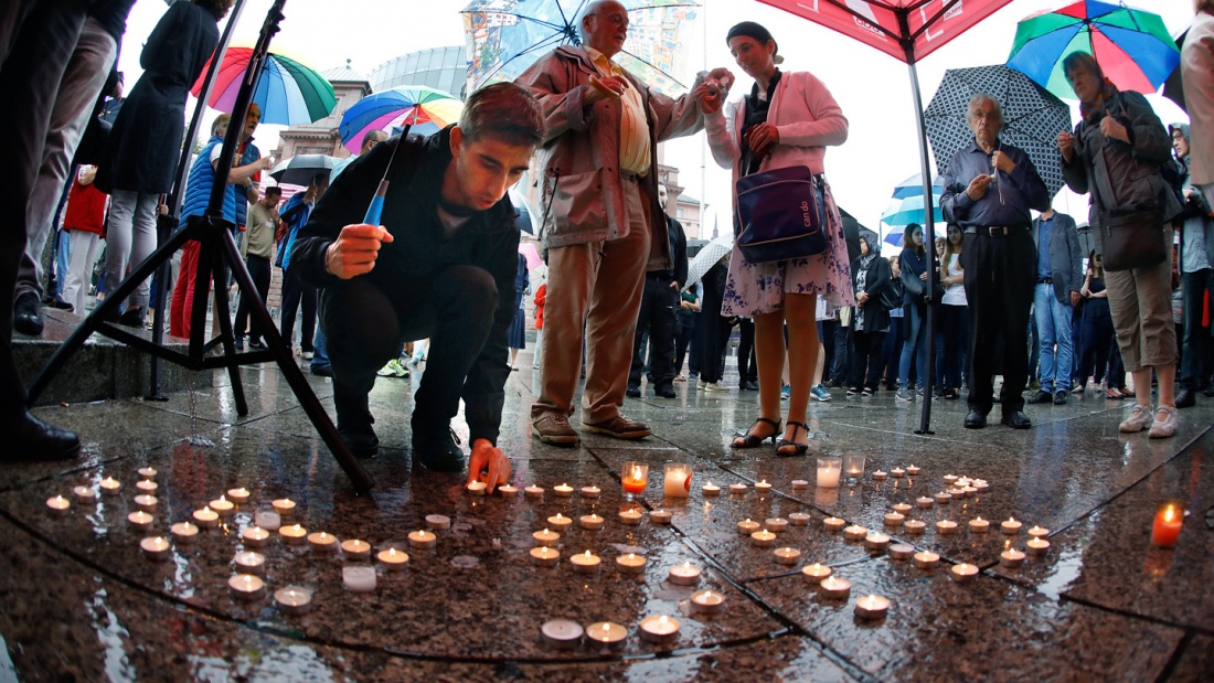 Trauerkundgebung für die ermordete Schülerin Susanna F. .