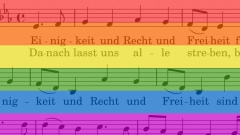 Montage aus Regenbogenfahne und Nationalhymne - Anspielung auf Kölner CSD, dessen Organisation ein Motto vorgeschlagen hatte, das auf die Nationalhymne anspielt